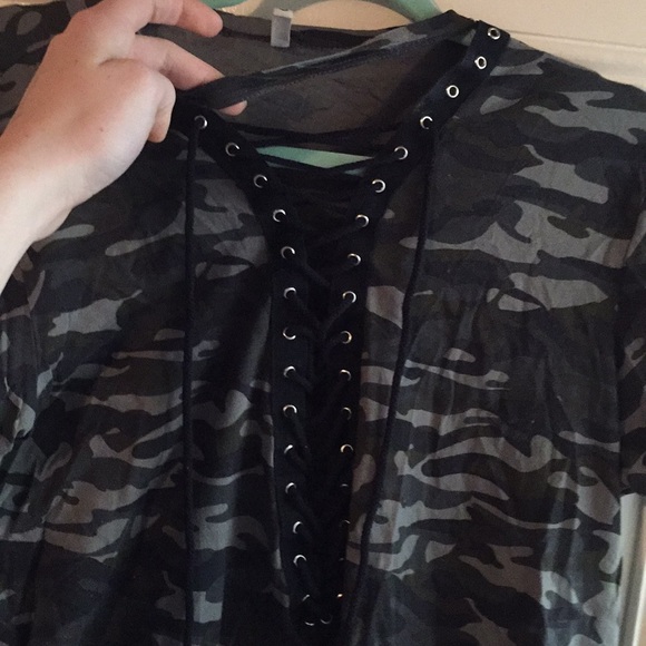 Camo shirt - Picture 2 of 2